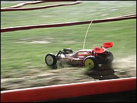 Lire l'article 4Ã¨me Championnat de France 2003 de RC Tout Terrain 1/10 par le MRCI