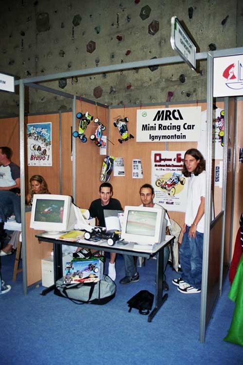 Le Stand du MRCI -Arnaud, Ludovic, StÃ©phane-